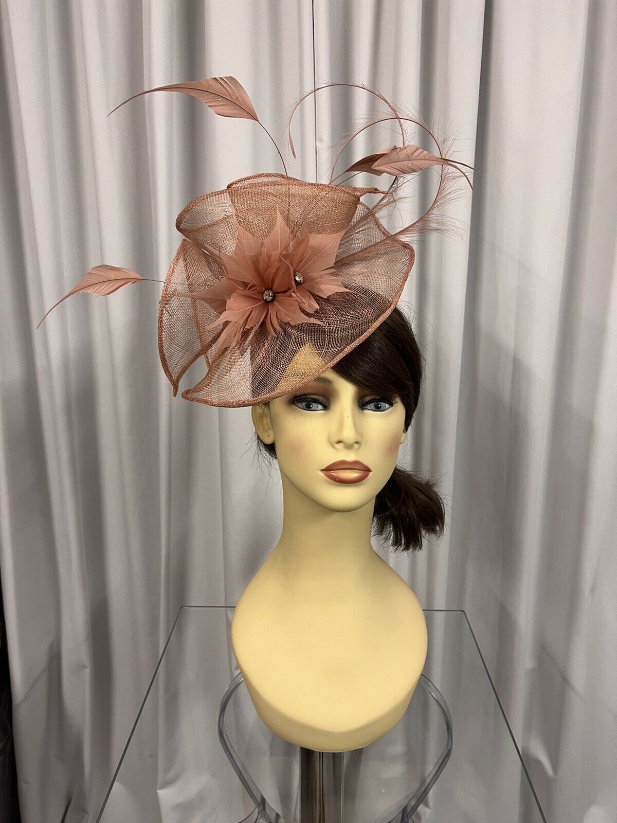 Snoxell & Gwyther SG24.1 fascinator Coral Tina Townsend